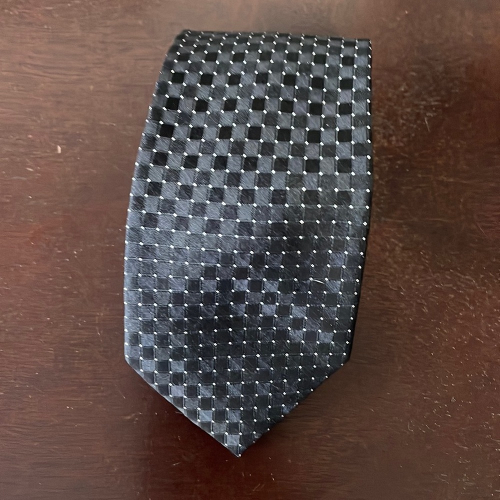 Skinny black with white dots tie